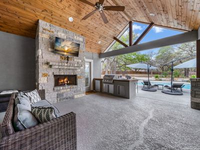 141 Hidden Pond, Adkins, TX, 78101