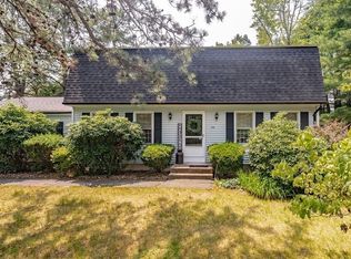 1118 Frank Smith Rd, Longmeadow, MA 01106