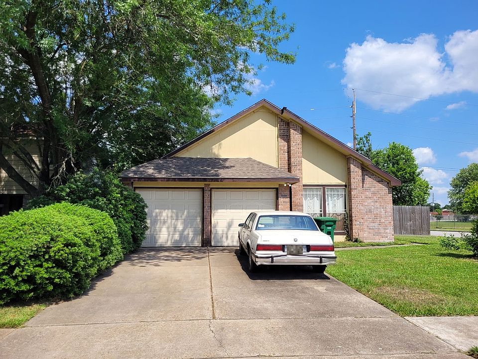 1st image of 8802 Scenic Green Dr