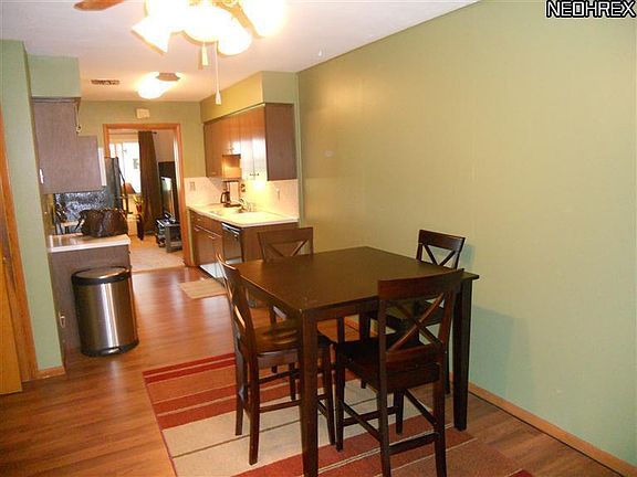 4th image of 25415 Clubside Dr Unit 9-12