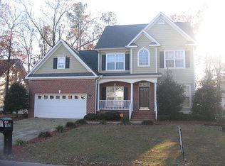 1226 Hunters Trl, Hope Mills, NC 28348