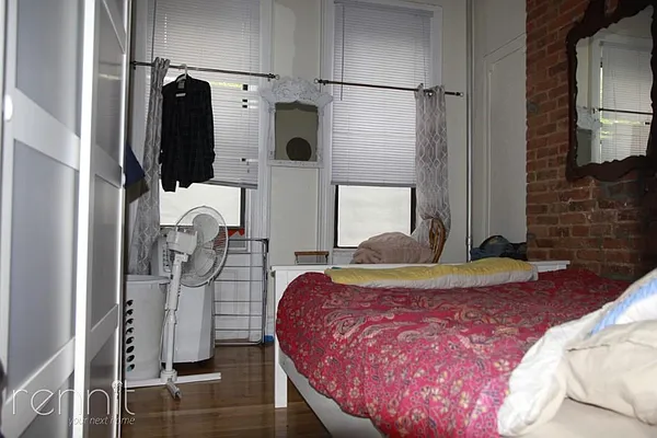 Rented by Rennit Inc. | media 40