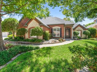 1200 Carousel Dr, Bedford, TX 76021