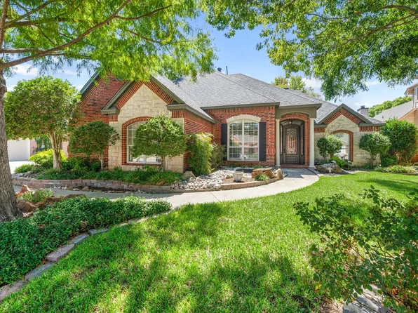 1200 Carousel Dr, Bedford, TX 76021