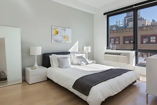 Sold by JCity Realty, LLC | media 4