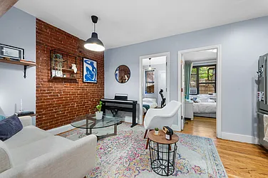 Rented by Living New York