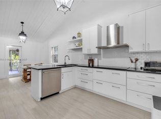 1100 El Rado St #1100, Miami, FL 33134