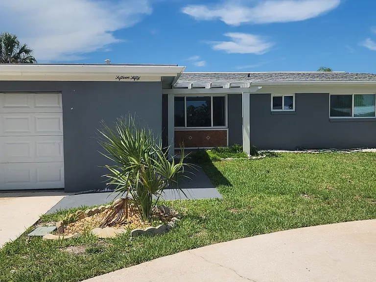 1550 W Central Ave — Photo 2