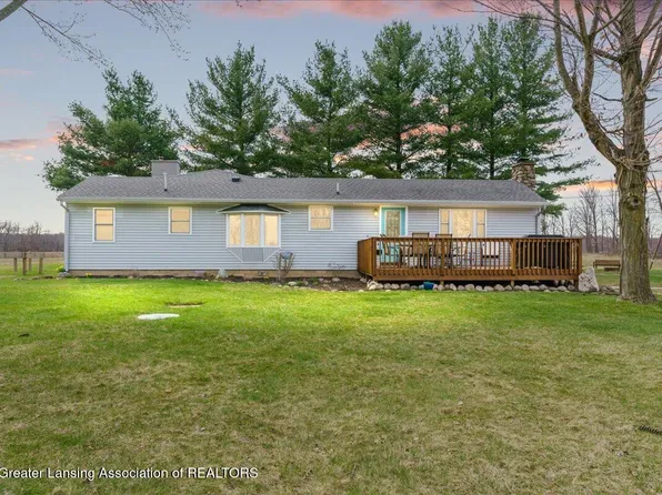 7229 N Ionia Rd, Vermontville, MI 49096