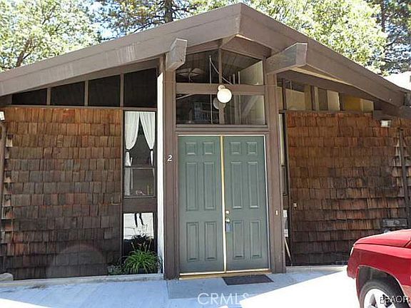2nd image of 872 Sierra Vista Drive Dr Unit 2