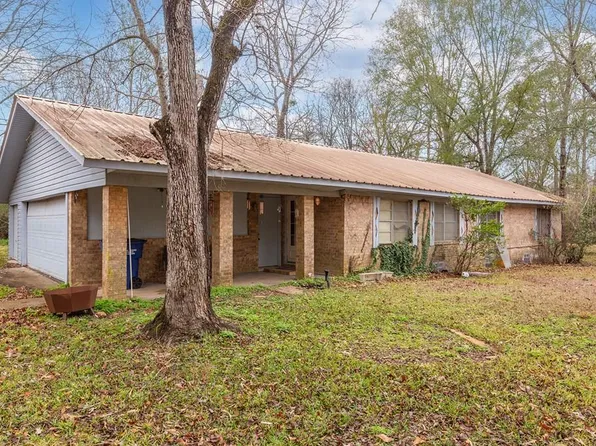 800 A S Davis Ln, Diboll, TX 75941