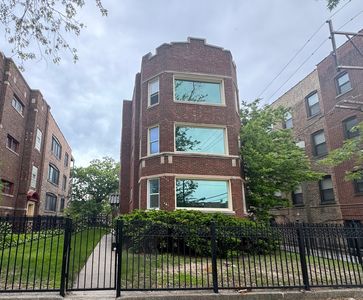 7847 S Bennett Ave, Chicago, IL, 60649