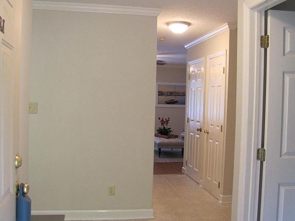 3rd image of 1123 Brentwood Way