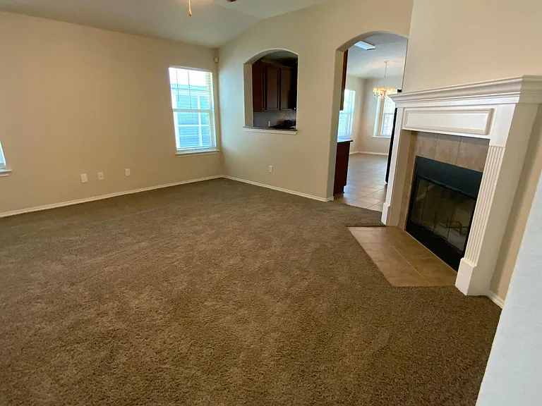 5911 Hopkins Dr — Photo 4