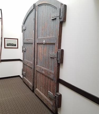 5th image of 16 Walling Ave #302