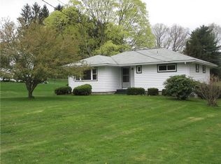 139 N Eberhart Rd, Butler, PA 16001