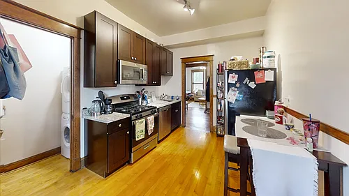 1253 W Grace St #2 Photo 1