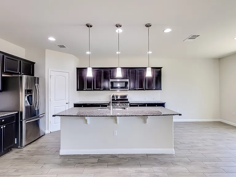 1005 Cold Bear Cv — Photo 10