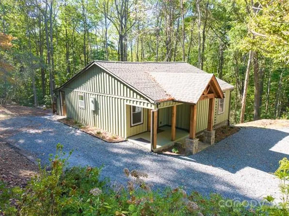 2448 Alfred Hartley Rd, Lenoir, NC 28645