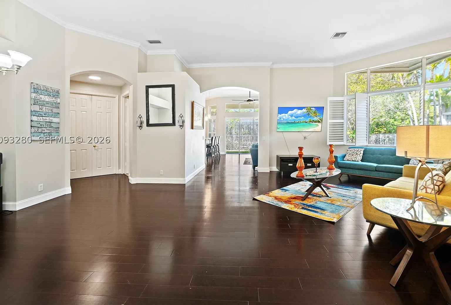 4 bed, 2.5 bath, 2758 sqft, $5,500 — Photo 1