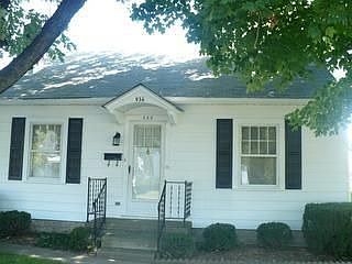 1st image of 936 N Pierce Ave