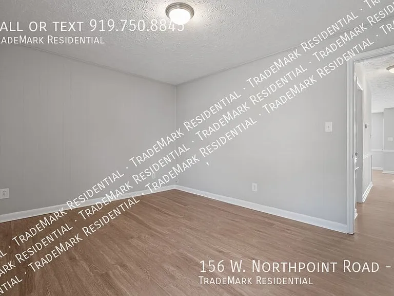 156 W Northpoint Rd #B — Photo 28