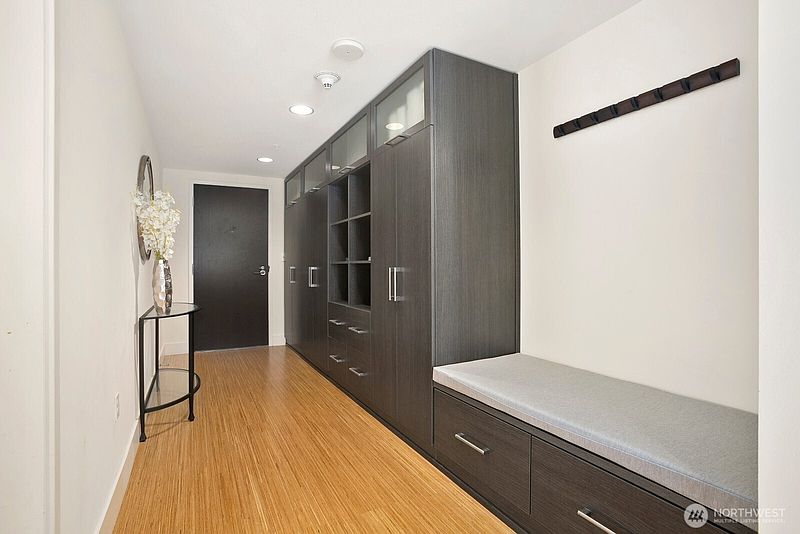 3rd image of 820 Blanchard Street #910