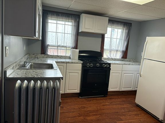 4th image of 15 Depot St APT 3