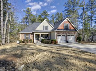 5511 E Stoneway Ct, Villa Rica, GA 30180