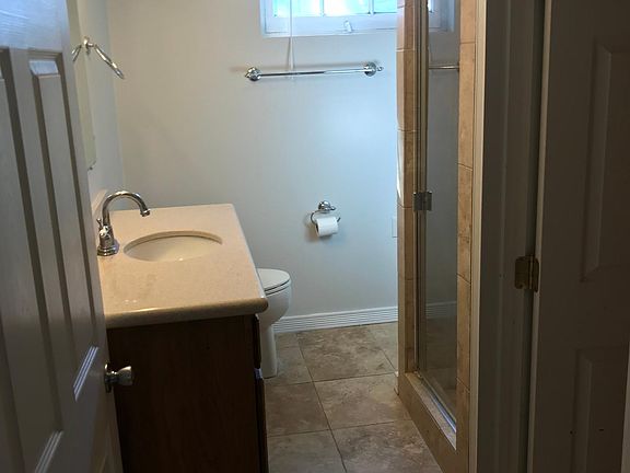 5th image of 1736 E Kensington Ave