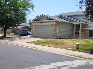 8406 S Upham Way, Littleton, CO 80128