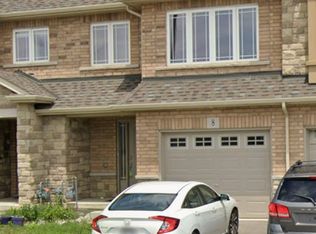 8 Cittadella Blvd, Hamilton, ON L0R 1P0