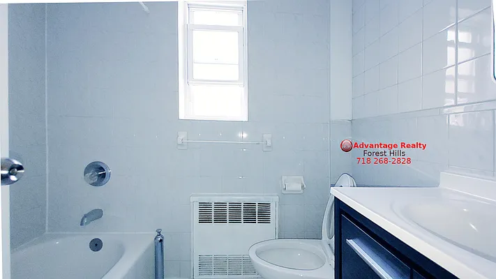 Rented by Advantage Realty of Forest Hills Inc | media 11