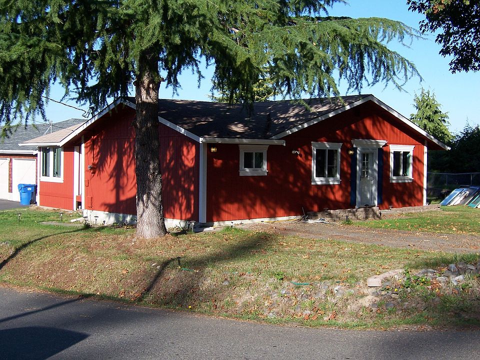 2nd image of 10210 Overlook Dr NW