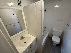 1725 Commonwealth Ave