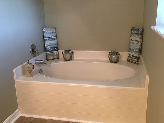 2nd image of 11214 Englenook Dr
