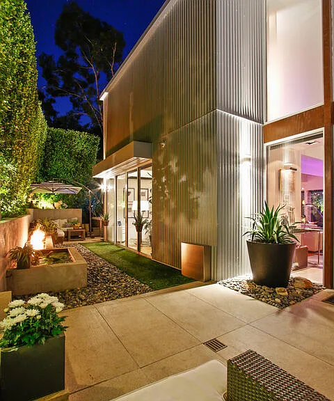 9416 Beverly Crest Dr — Photo 60