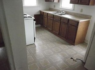 1st image of 304 W Blaine Ave