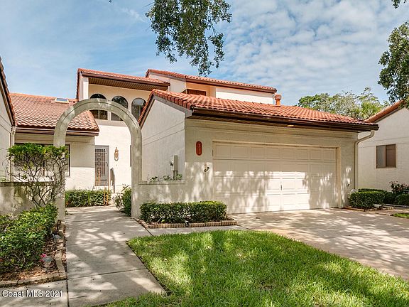 3rd image of 311 Parkside Pl #311