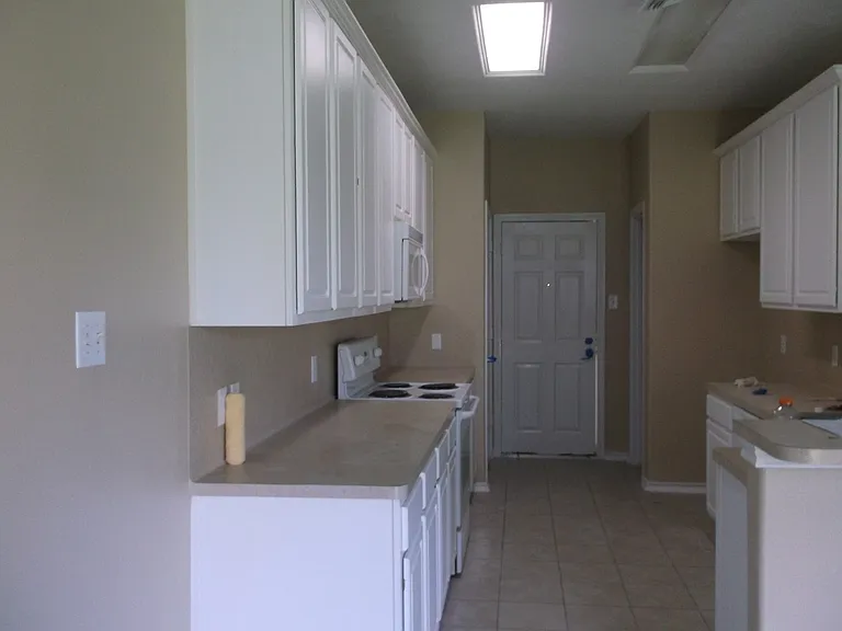 16107 Sandy Path Ln — Photo 2