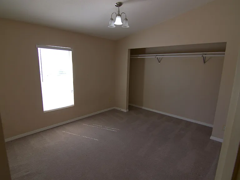 35850 Via Famero Dr — Photo 7