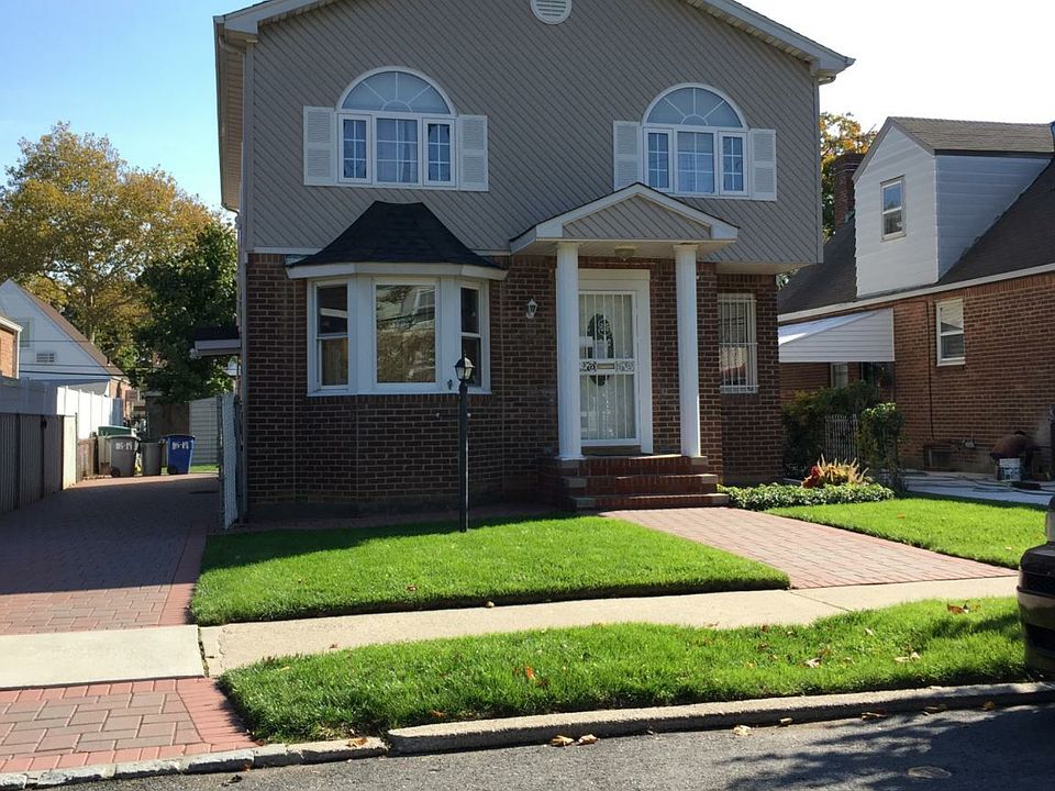 1st image of 137 226th St