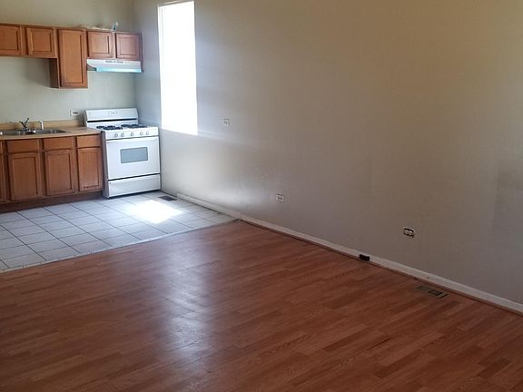 Livingroom / Kitchen