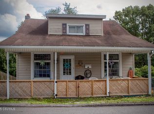 1530 W Fern St, Coal Township, PA 17866