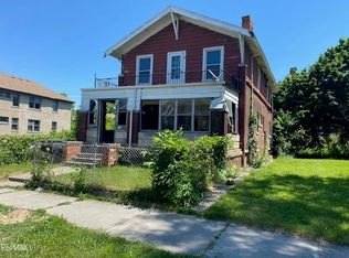 2745 Pingree St, Detroit, MI 48206