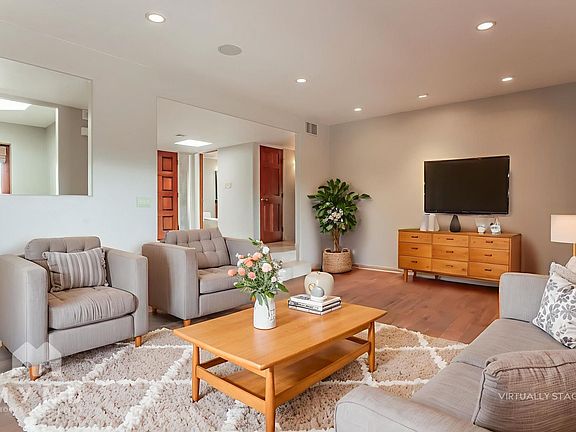 3rd image of 5727 N Paseo Ventoso