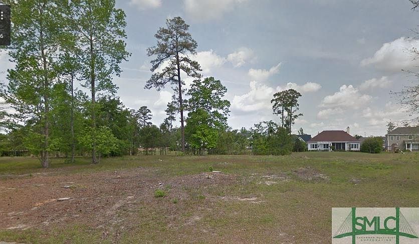 1st image of 7 Oakcrest Dr E