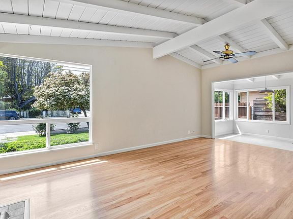 5th image of 311 W Eaglewood Ave