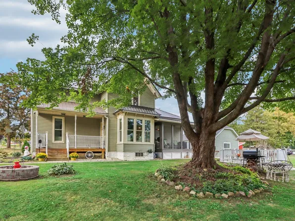 226 Laurel St, Reedsburg, WI 53959