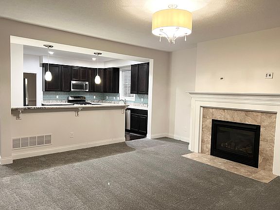 5th image of 8020 Loomis Dr
